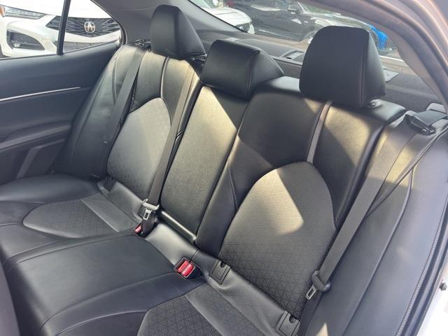 Photo of 2019 Celestial Silver Metallic Toyota Camry