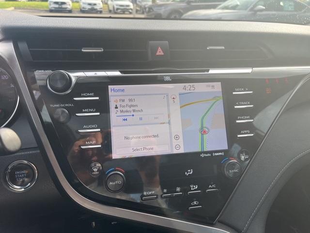 Photo of 2019 Celestial Silver Metallic Toyota Camry