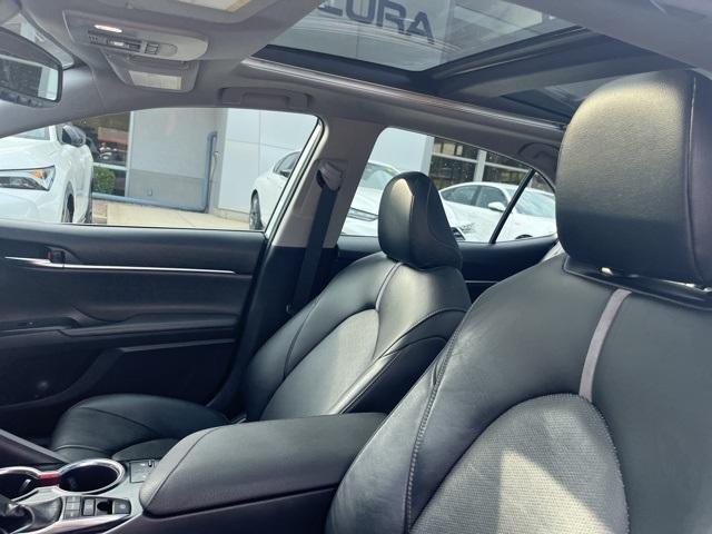 Photo of 2019 Celestial Silver Metallic Toyota Camry