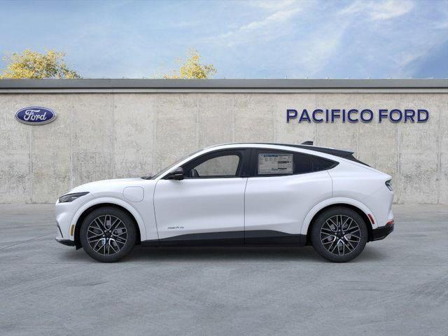 Photo of 2025 Star White Ford Mustang Mach-E