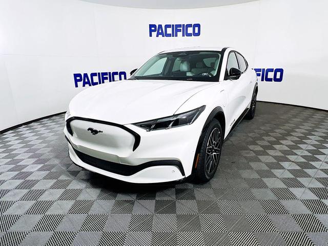 Photo of 2024 Star White Ford Mustang Mach-E