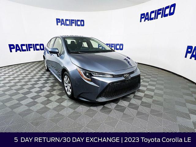 Photo of 2023 Midnight Black Metallic Toyota Corolla