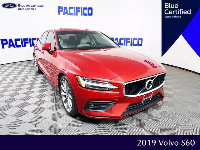 Photo of 2019 Fusion Red Metallic Volvo S60