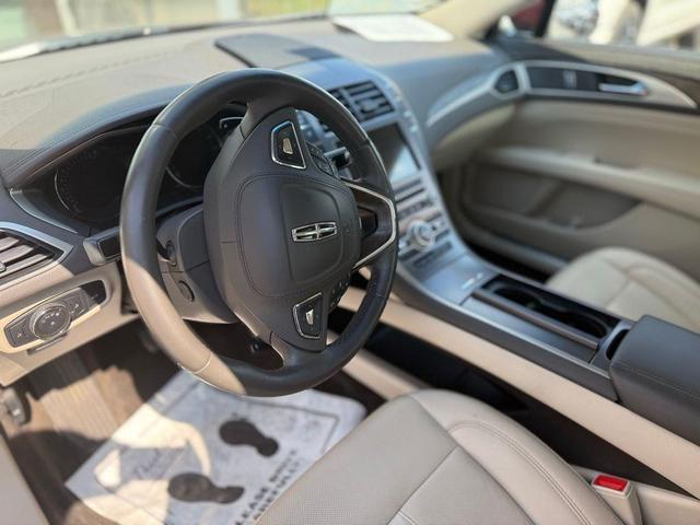 Photo of 2017 Burgundy Velvet Metallic Tinted Clearcoat Lincoln MKZ