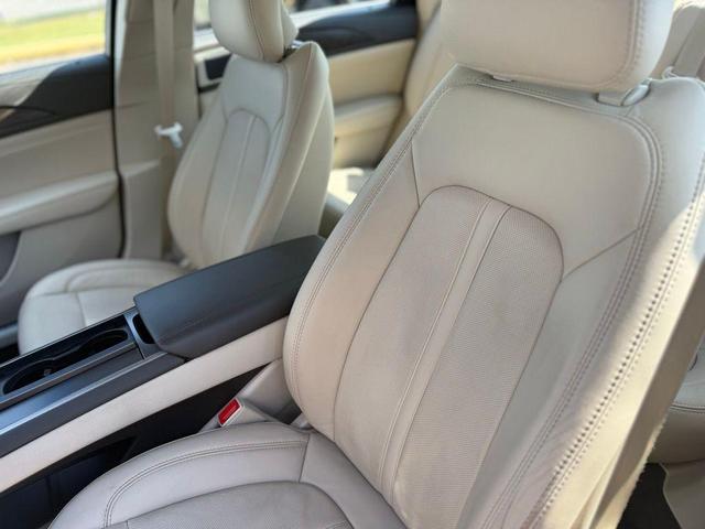 Photo of 2017 Burgundy Velvet Metallic Tinted Clearcoat Lincoln MKZ