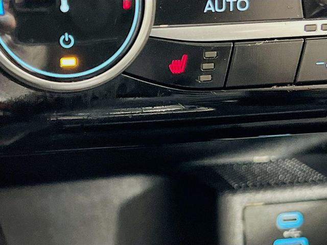 Photo of 2022 Agate Black Metallic Ford Escape