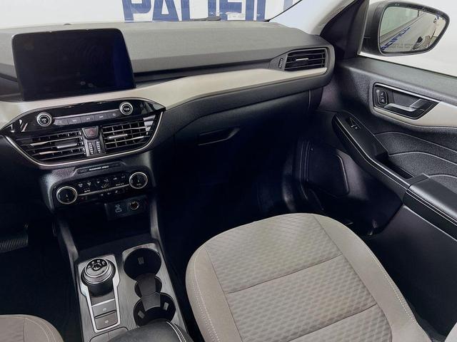 Photo of 2022 Agate Black Metallic Ford Escape