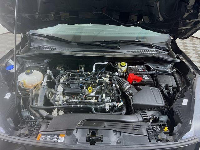 Photo of 2022 Agate Black Metallic Ford Escape