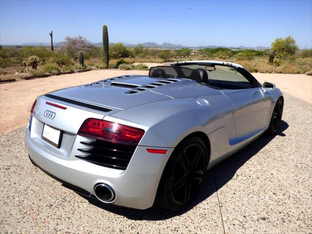 Photo of 2014 SILVER Audi R8