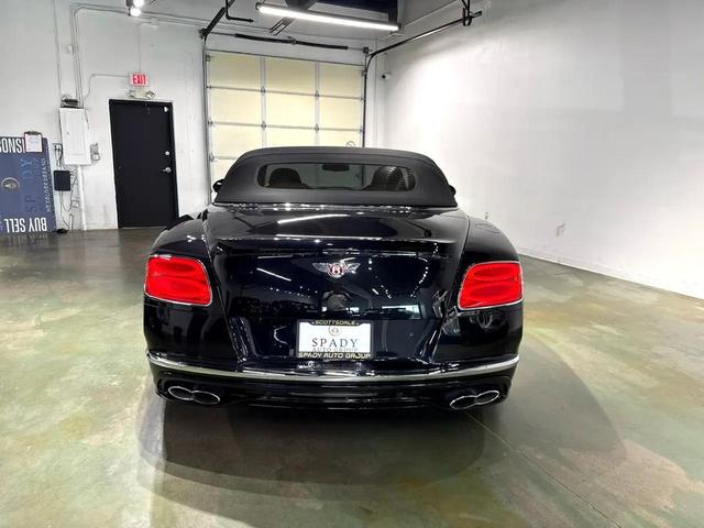 Photo of 2017 Blue Bentley Continental GT