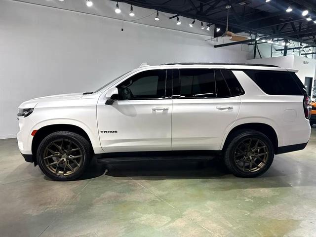 Photo of 2024 Summit White Chevrolet Tahoe
