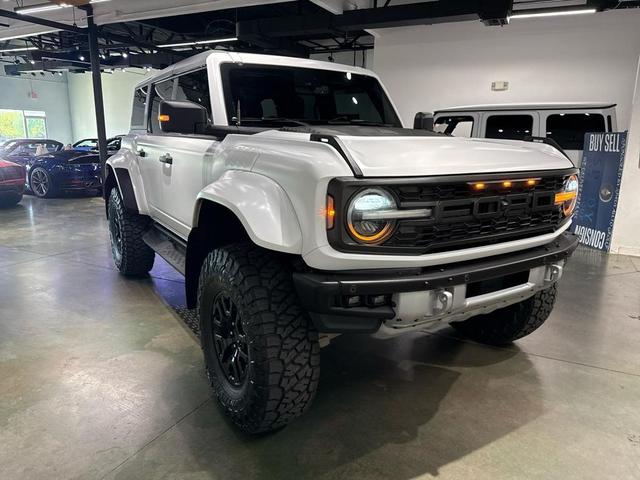 Photo of 2023 Cactus Gray Ford Bronco