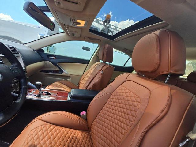 Photo of 2008 White Lexus IS 250