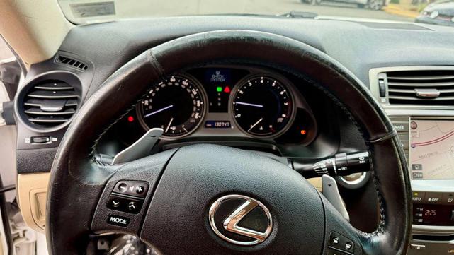 Photo of 2008 White Lexus IS 250