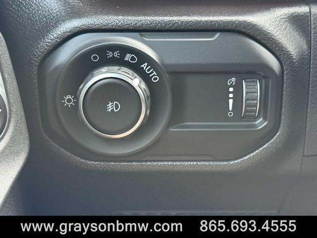 Photo of 2023 Black Clearcoat Jeep Wrangler