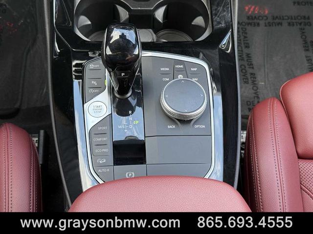 Photo of 2022 Mineral White Metallic BMW X3