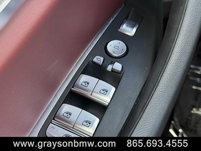 Photo of 2022 Mineral White Metallic BMW X3