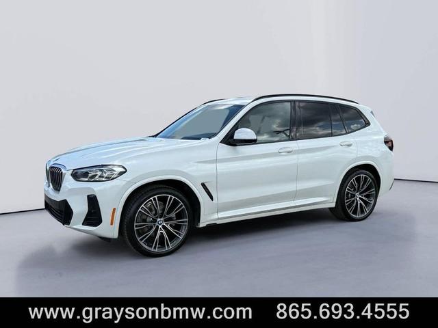 Photo of 2022 Mineral White Metallic BMW X3