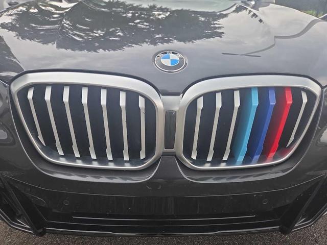 Photo of 2022 Dark Graphite Metallic BMW X3