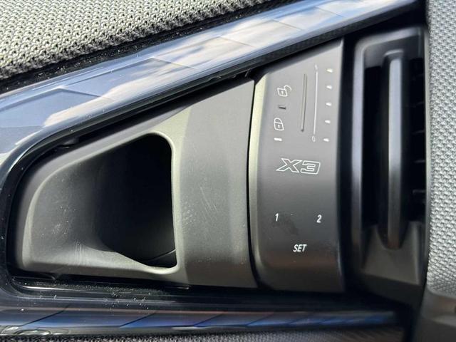 Photo of 2025 Black Sapphire BMW X3