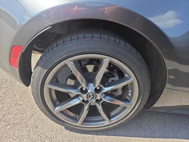 Photo of 2018 Machine Gray Mazda MX-5 Miata