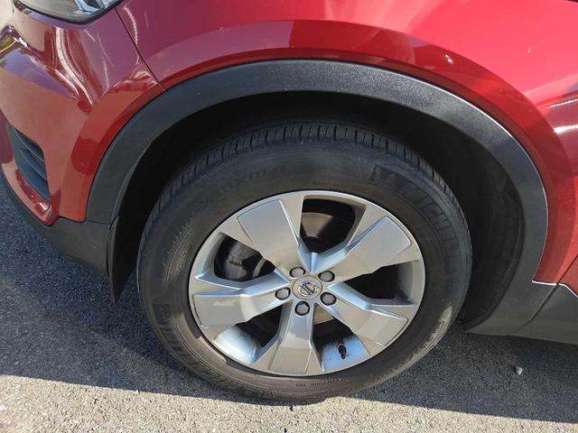 Photo of 2022 Burnt Orange Volvo XC40