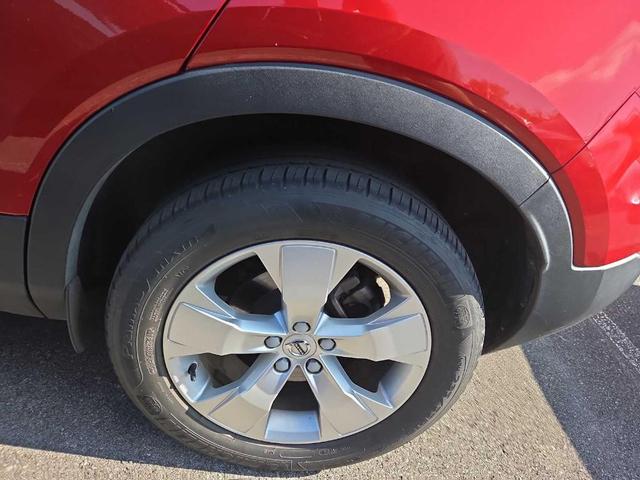 Photo of 2022 Burnt Orange Volvo XC40