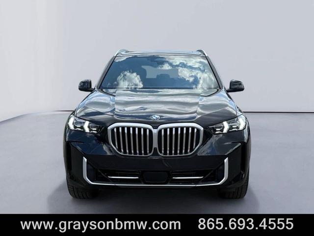 Photo of 2024 Black Sapphire Metallic BMW X5
