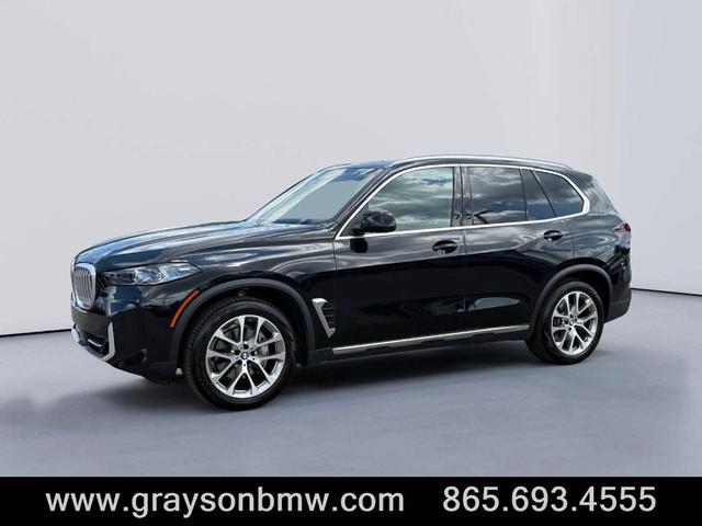 Photo of 2024 Black Sapphire Metallic BMW X5