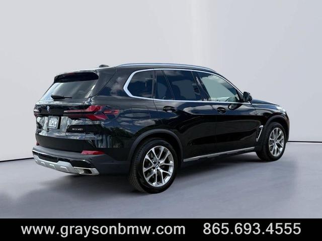 Photo of 2024 Black Sapphire Metallic BMW X5