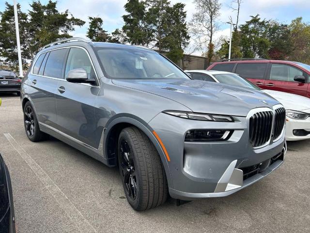 2025 BMW X7