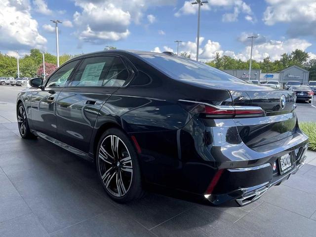 Photo of 2025 Black Sapphire BMW 760