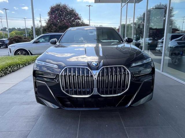 Photo of 2025 Black Sapphire BMW 760
