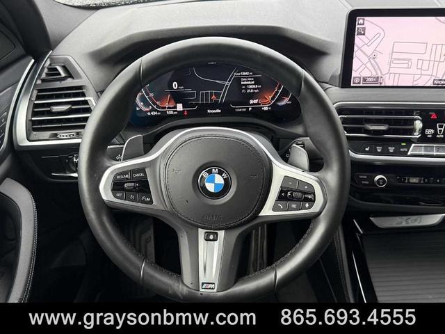 Photo of 2024 Black Sapphire Metallic BMW X4