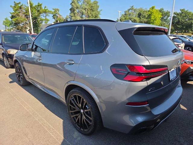 Photo of 2024 Gray Metallic BMW X5