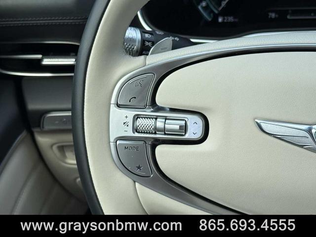 Photo of 2024 Makalu Gray Genesis GV80