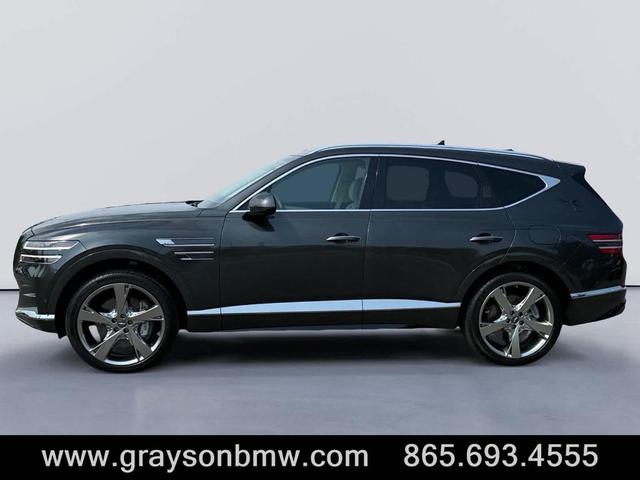 Photo of 2024 Makalu Gray Genesis GV80