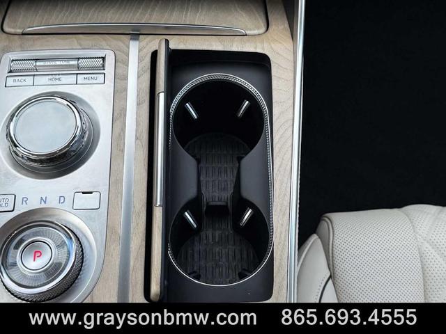 Photo of 2024 Makalu Gray Genesis GV80