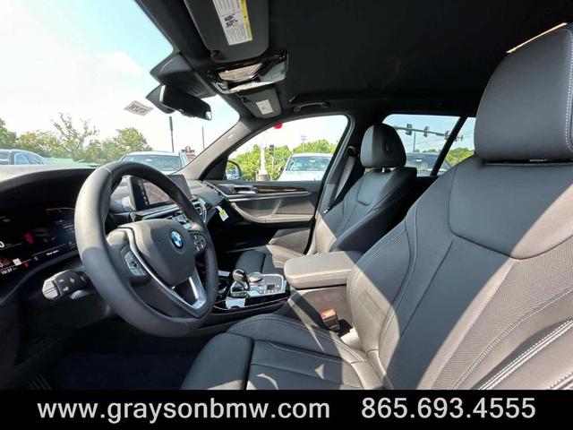 Photo of 2024 Gray Metallic BMW X3