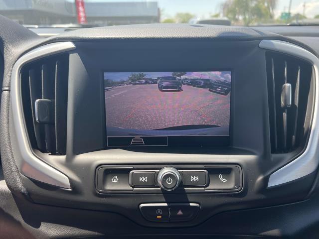 Photo of 2022 Summit White GMC Terrain