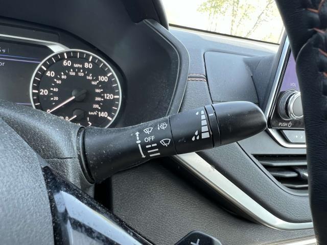 Photo of 2020 Black Nissan Altima