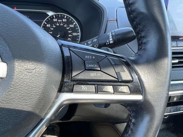 Photo of 2020 Black Nissan Altima