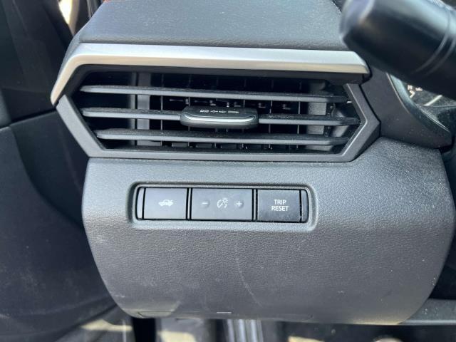 Photo of 2020 Black Nissan Altima