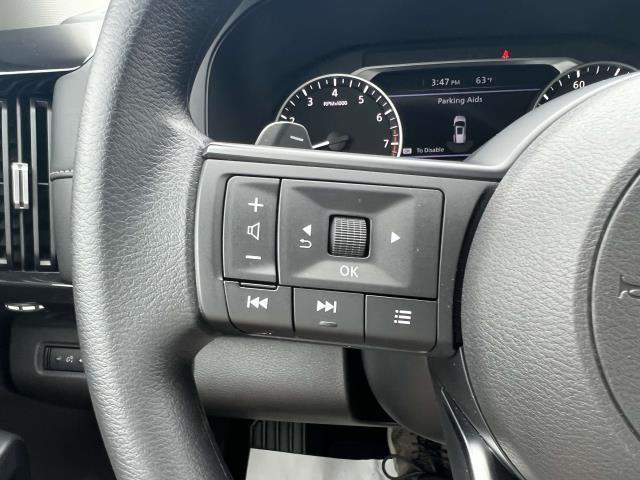 Photo of 2024 Gun Metallic Nissan Pathfinder
