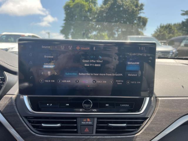 Photo of 2025 Garnet Pearl Me Nissan Altima