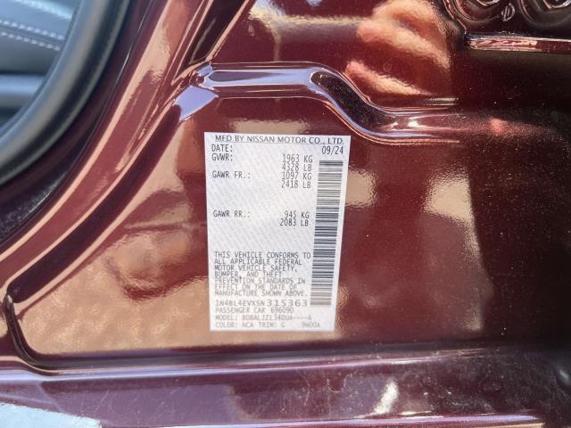 Photo of 2025 Garnet Pearl Me Nissan Altima