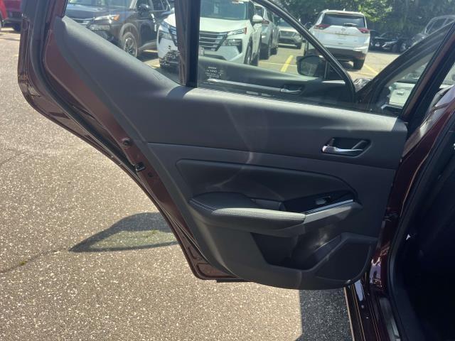 Photo of 2025 Garnet Pearl Me Nissan Altima