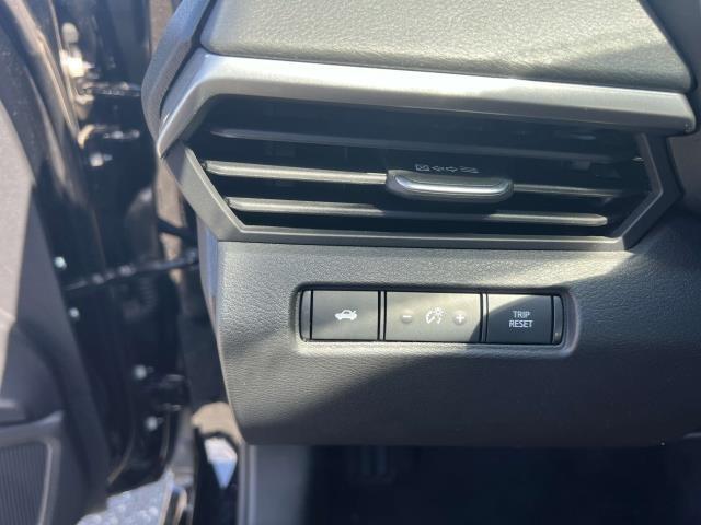 Photo of 2025 Black Nissan Altima