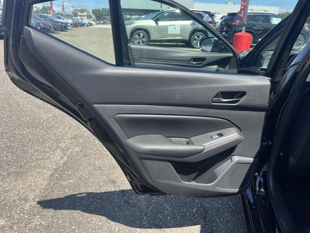Photo of 2025 Black Nissan Altima