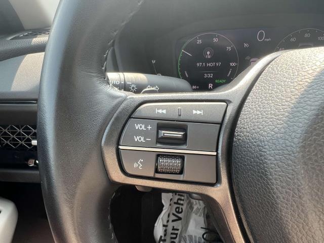Photo of 2023 Platinum White Pearl Honda Accord Hybrid